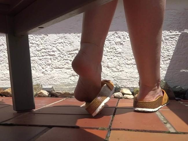 Shoeplay auf der Garten Terrasse Teil 2