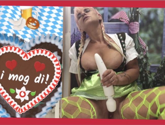 Dirndl Fotzen Zeit mit XXL Toy