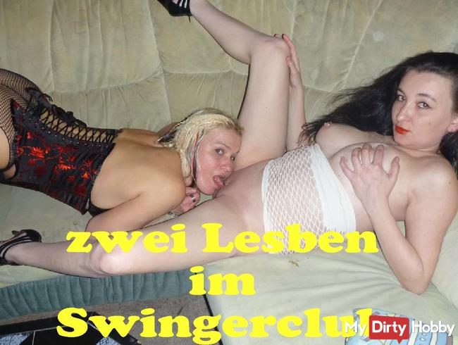 zwei Lesben im Swingerclub