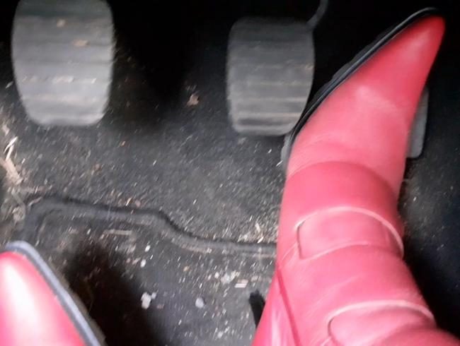 Meine neuen Stiefel fahren Auto Autopedal