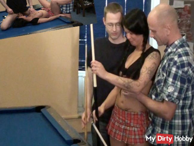 Geiler 3'er auf dem Billiardtisch!!